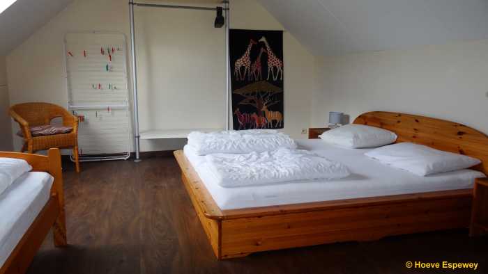 Schlafzimmer 2